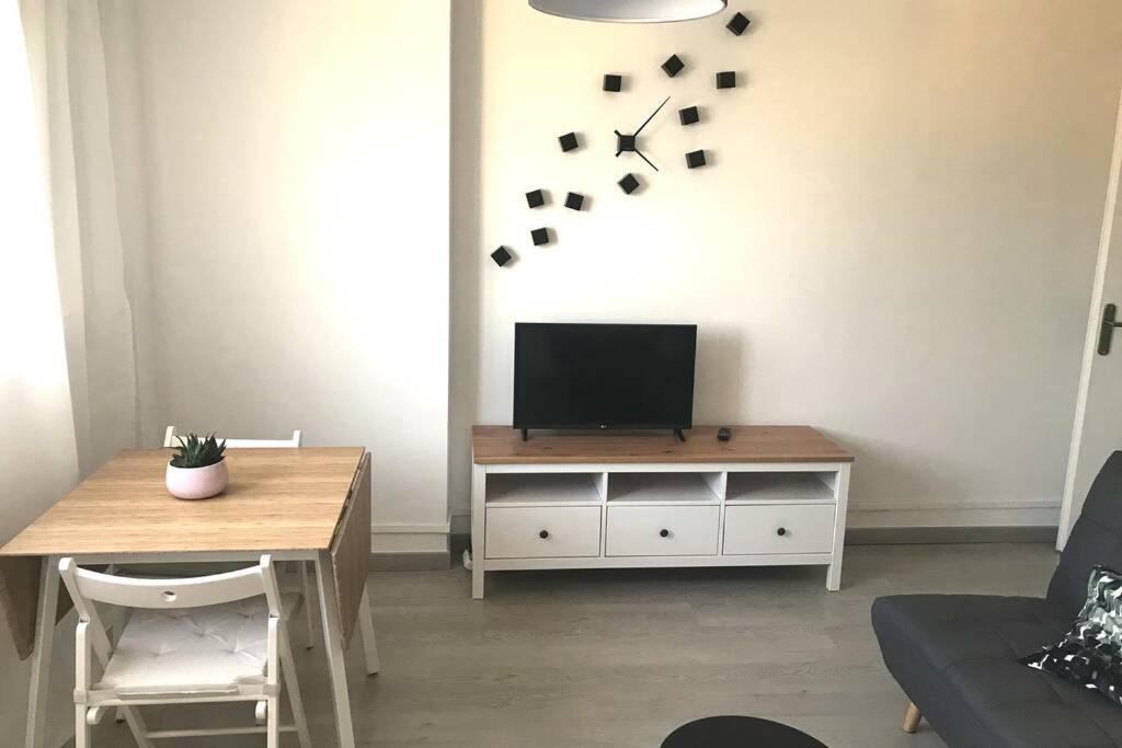 Bel appartement T3 Mourillon à 5 min des Plages - vue mer Toulon Exterior foto